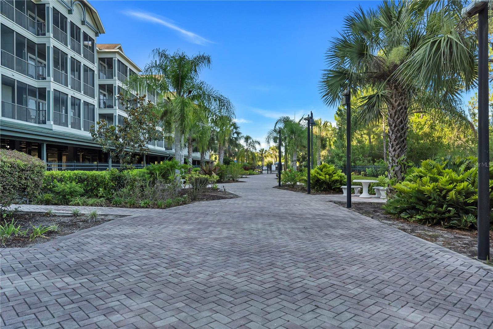 PALISADES CONDO - Residential