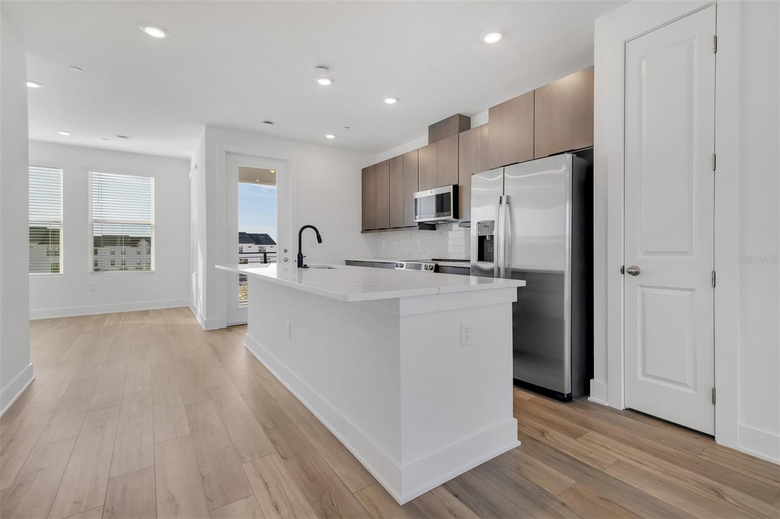 PARKVIEW/HAMLIN - Residential Lease