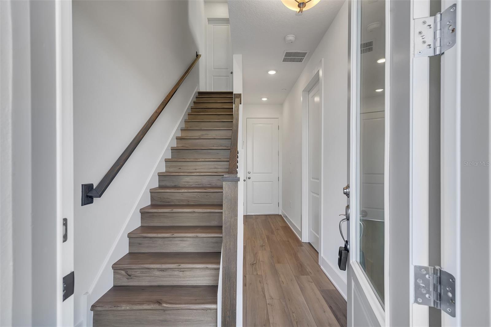 PARKVIEW/HAMLIN - Residential Lease