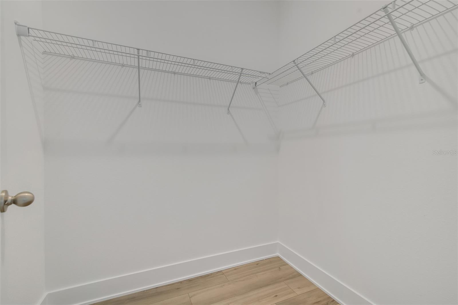 PARKVIEW/HAMLIN - Residential Lease