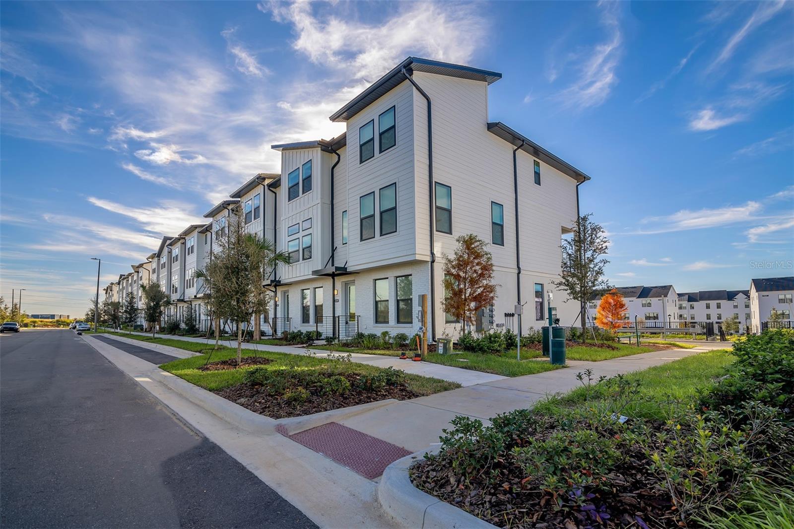 PARKVIEW/HAMLIN - Residential Lease