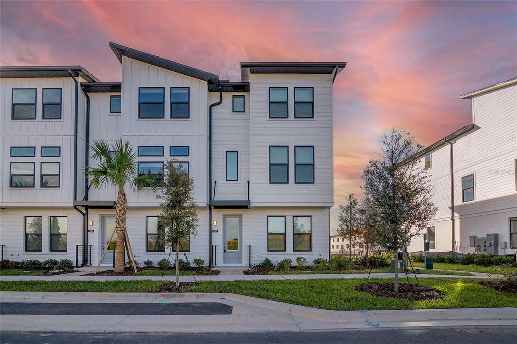 Photo of 15399 Hamlin Park Drive, Winter Garden, FL 34787 (MLS # O6355629)