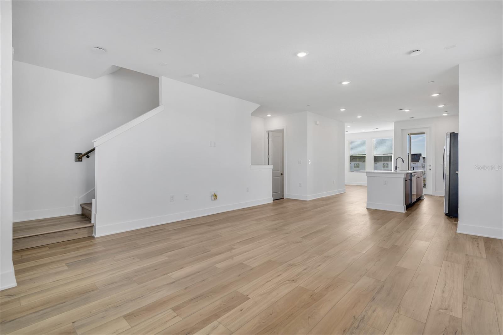 PARKVIEW/HAMLIN - Residential Lease