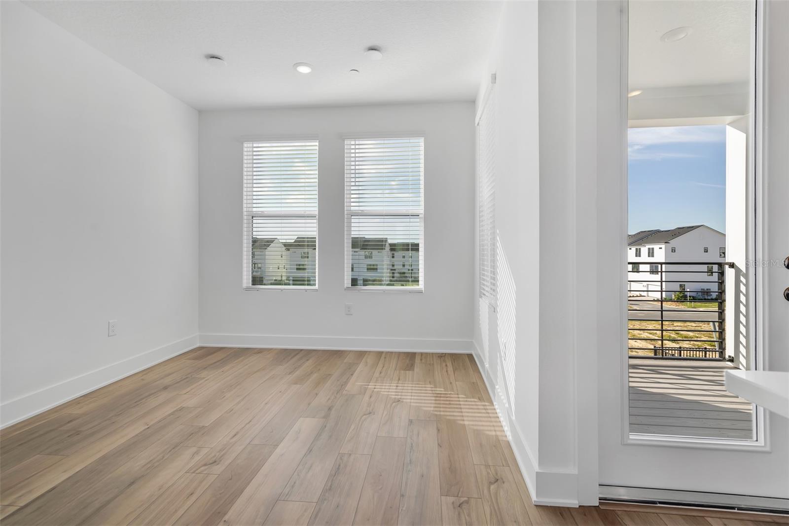 PARKVIEW/HAMLIN - Residential Lease