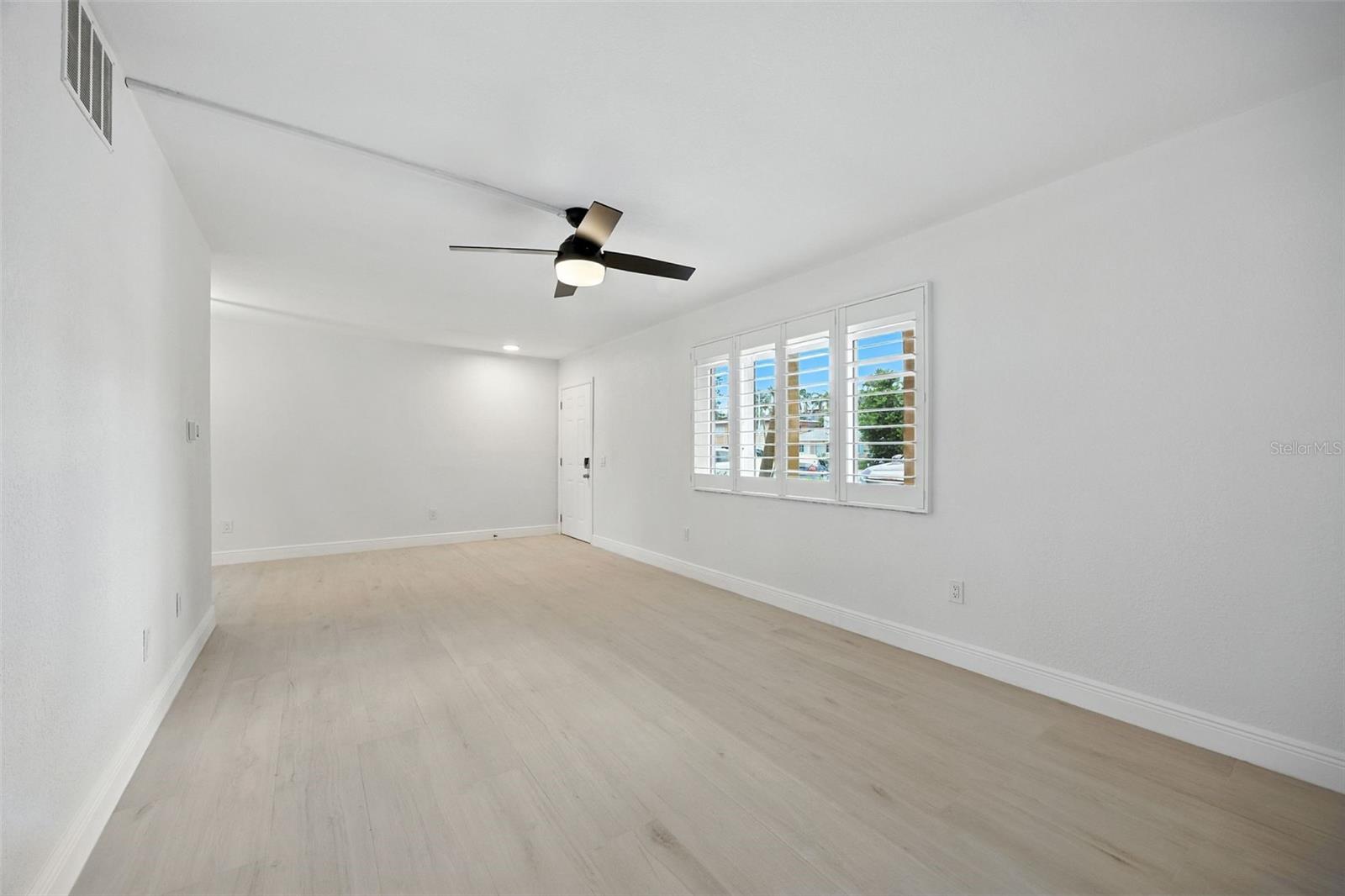 CHATEAU PELHAM APTS CONDO - Residential