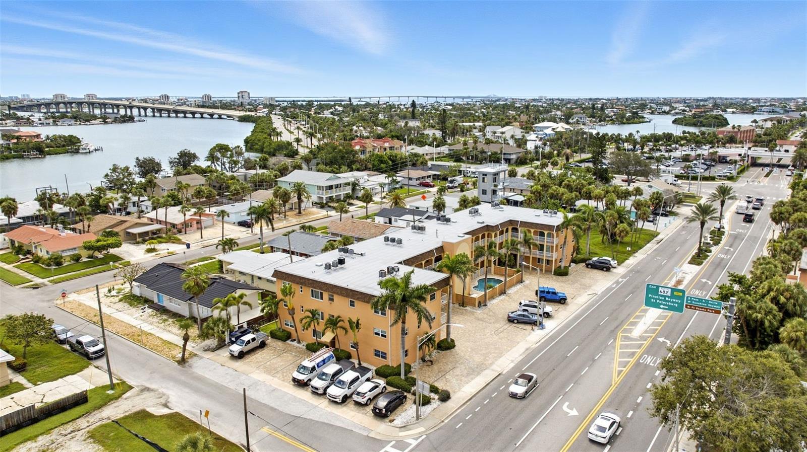 CHATEAU PELHAM APTS CONDO - Residential