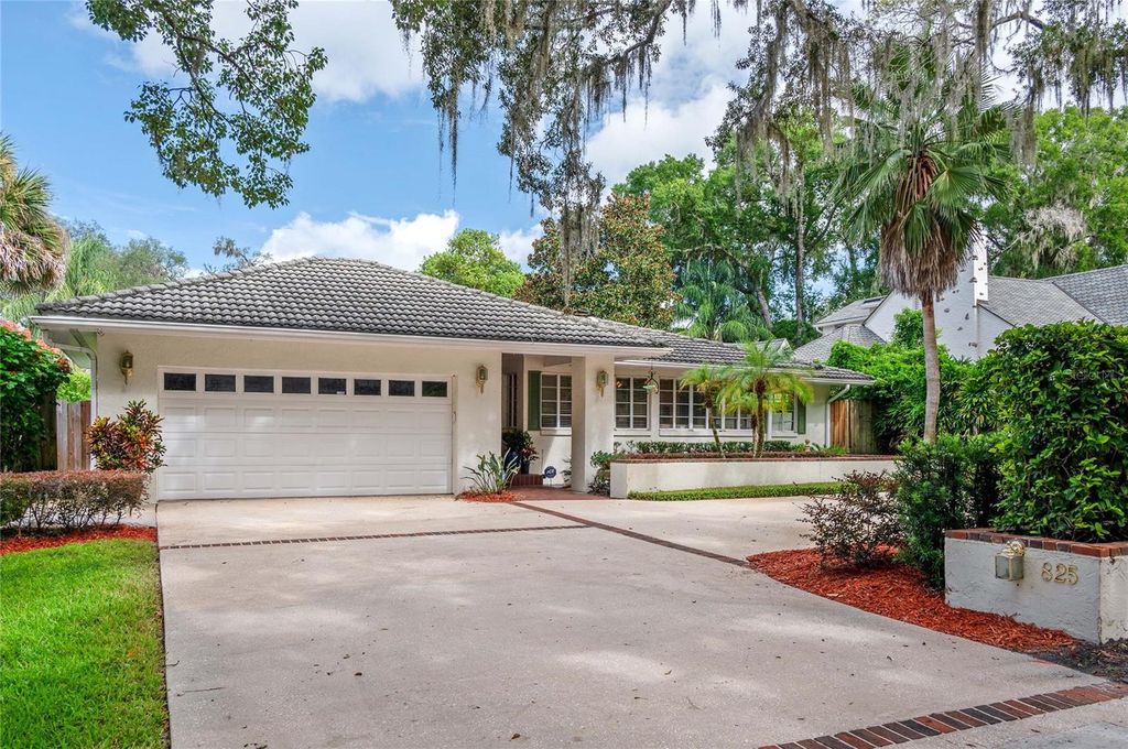 Photo of 825 Palmer Avenue, Winter Park, FL 32789 (MLS # O6341209)