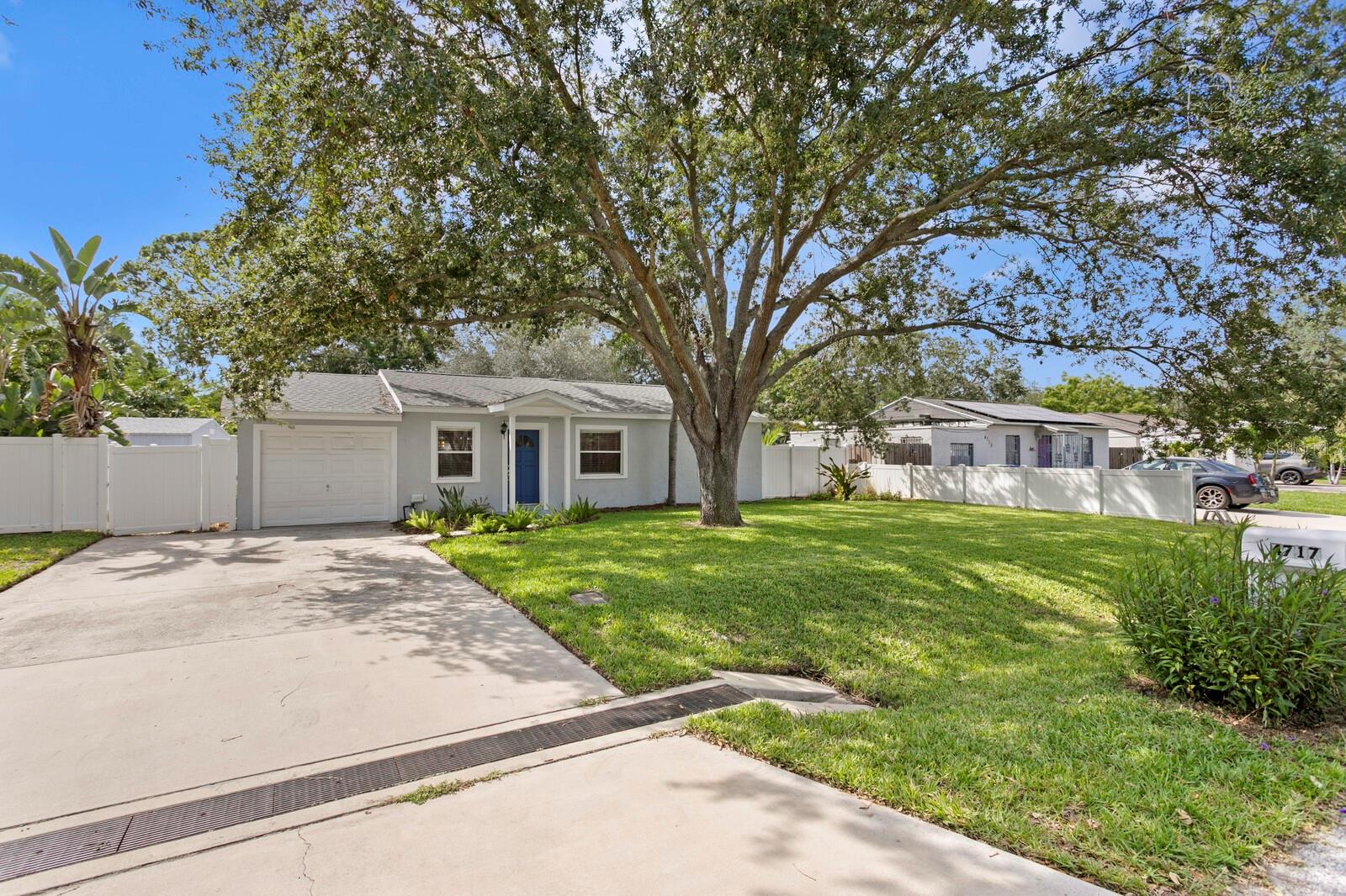 4717 W ANITA BOULEVARD