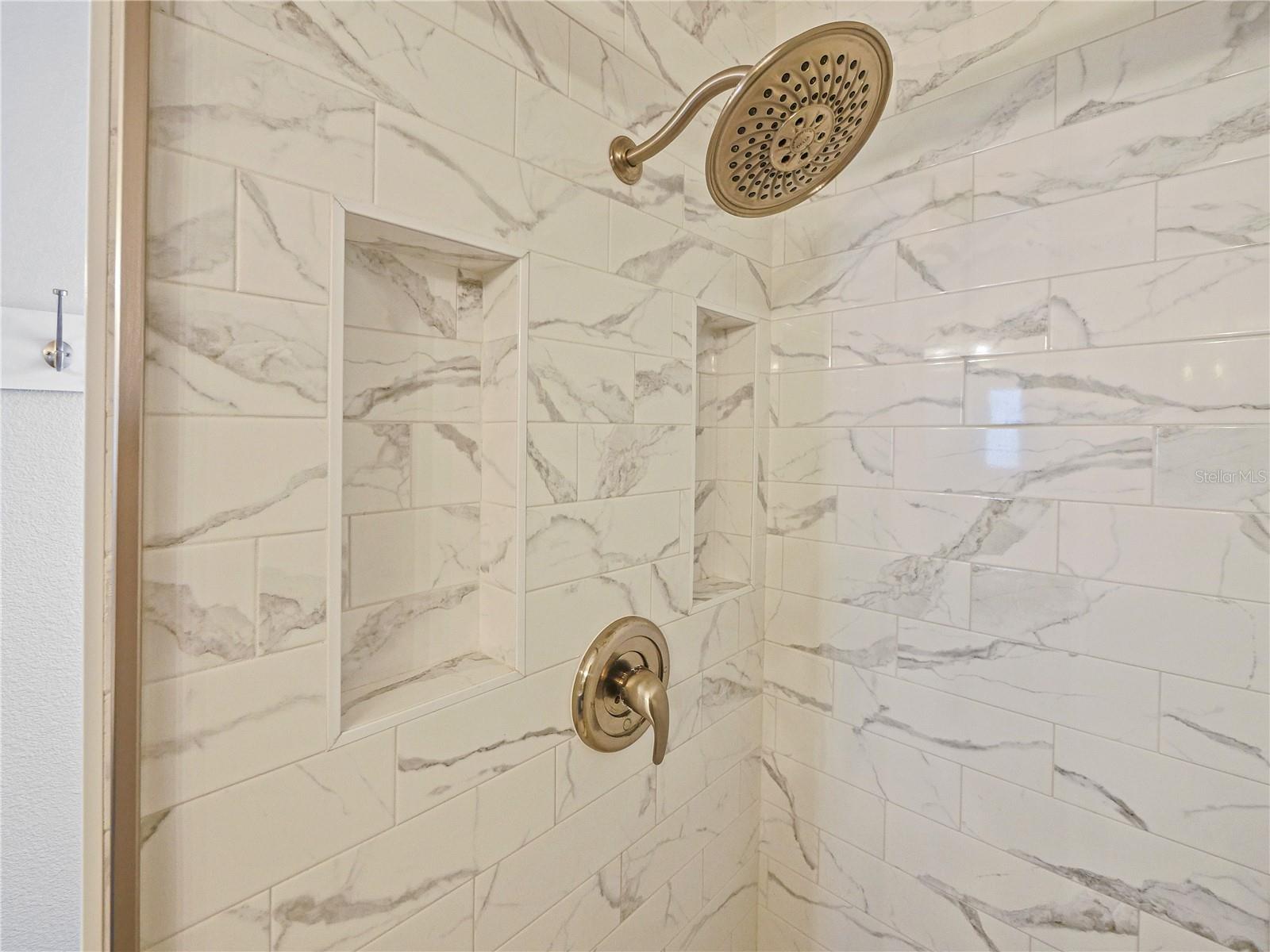 WEDGEWOOD TENNIS VILLAS - Residential