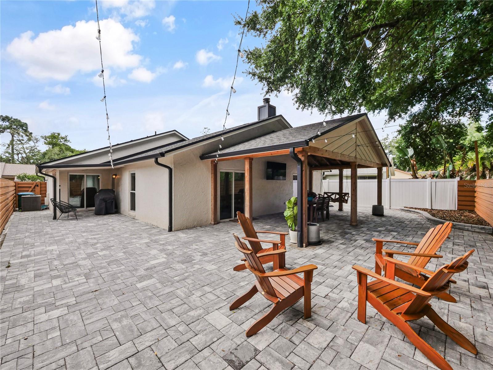 WEDGEWOOD TENNIS VILLAS - Residential