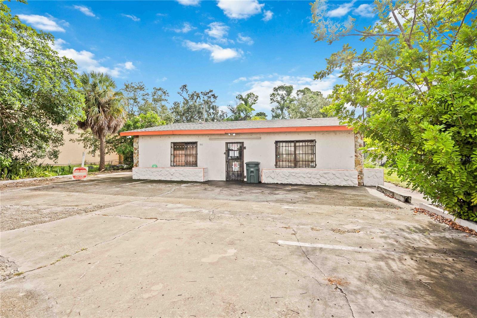 SOUTHERN INVESTMENT CO - Commercial Sale