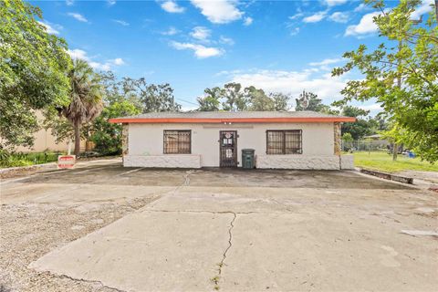 Photo of 711 9th Street E, Bradenton, FL 34208 (MLS # A4687788)