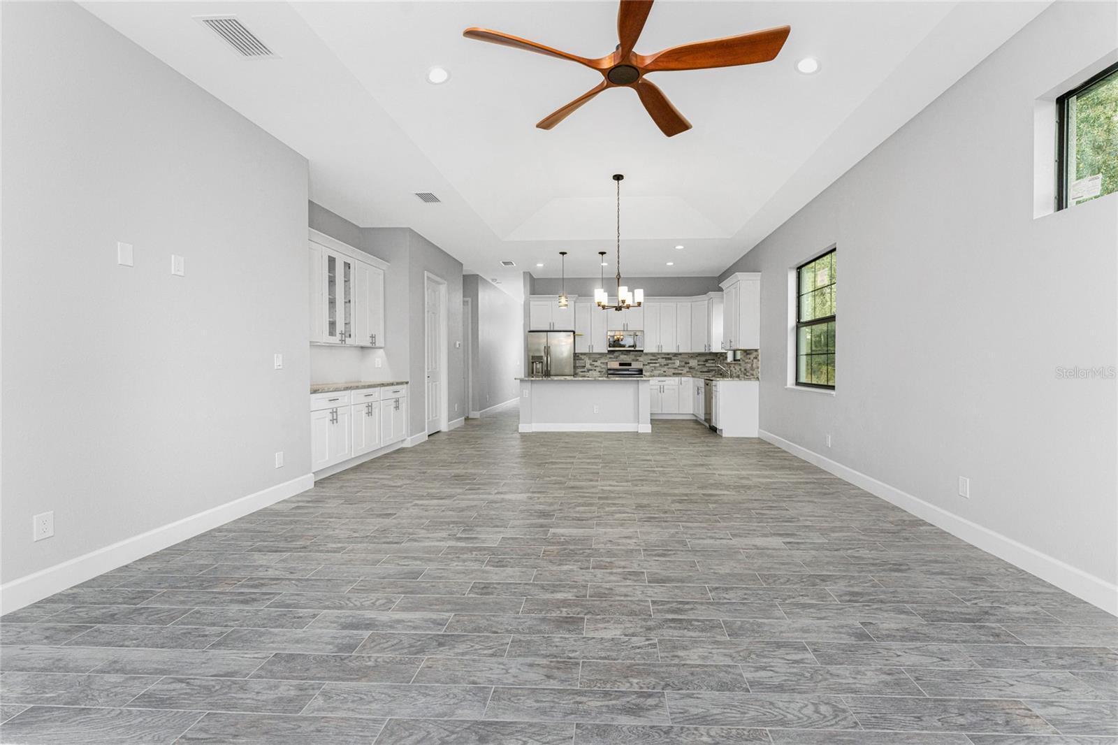 1036 SAN CRISTOBAL AVENUE