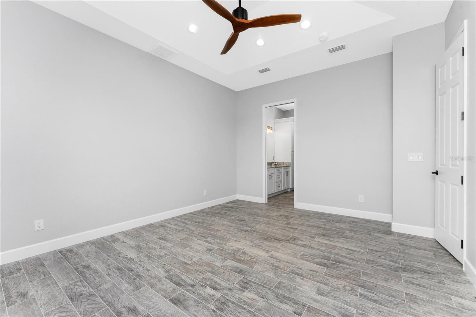 PUNTA GORDA ISLES SEC 23 - Residential Income