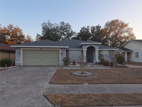Photo of 750 Rockingham Road, Lakeland, FL 33809 (MLS # L4959235)