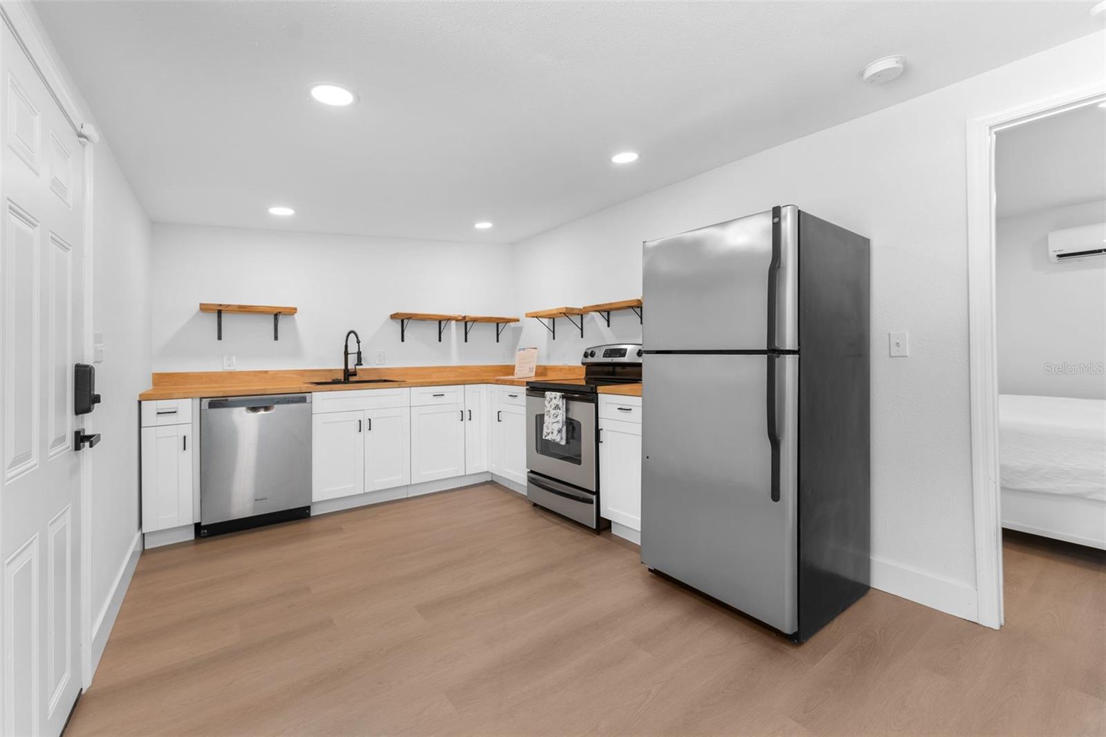 SUSIEANNA SUB - Residential