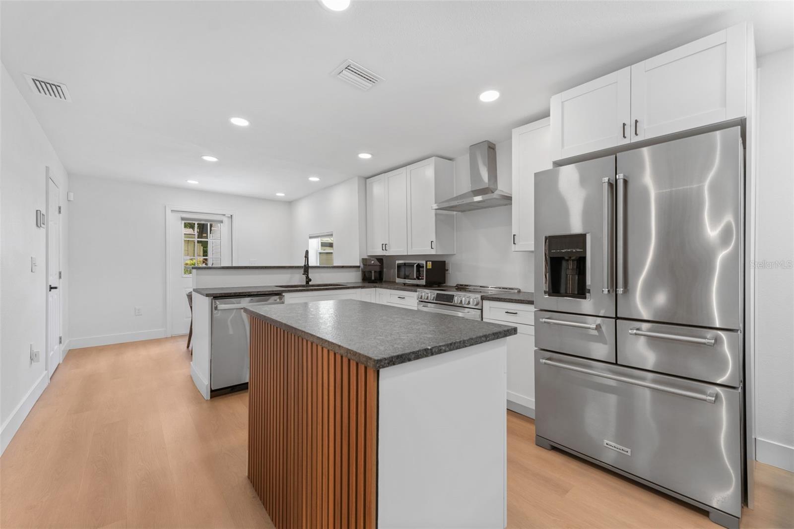 SUSIEANNA SUB - Residential