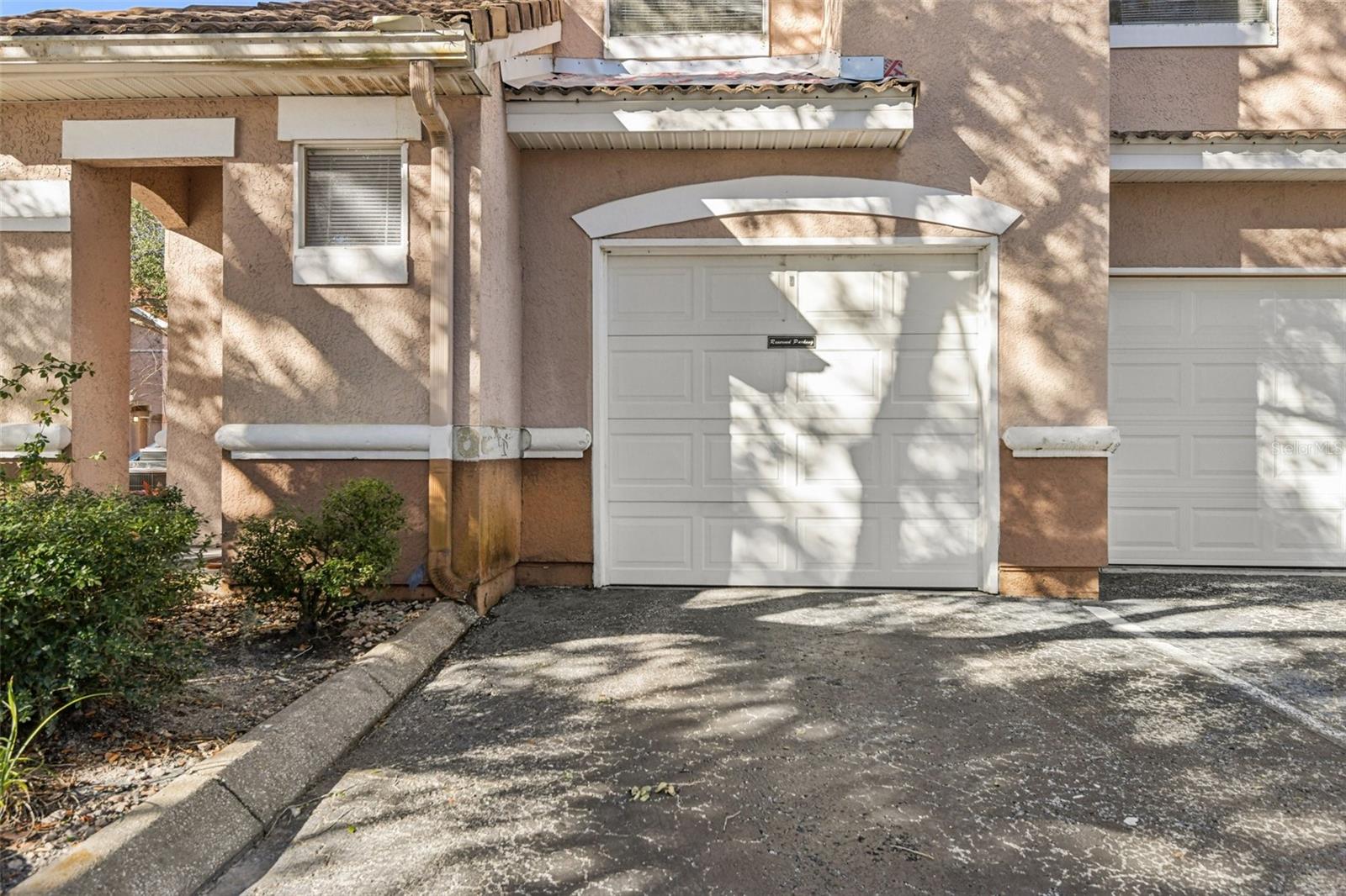 THE VILLAS CONDO - Residential