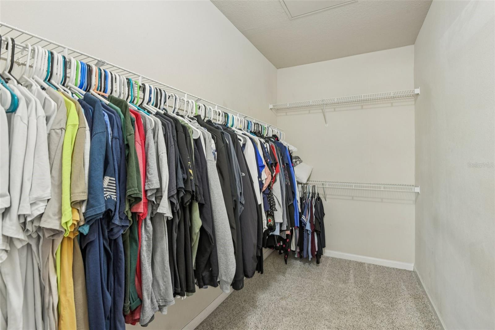 THE VILLAS CONDO - Residential