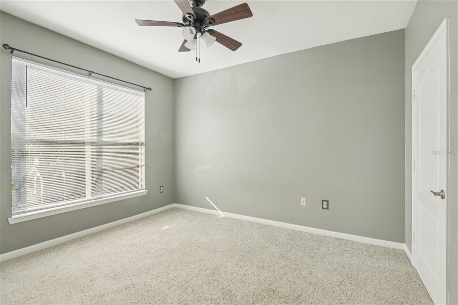 THE VILLAS CONDO - Residential