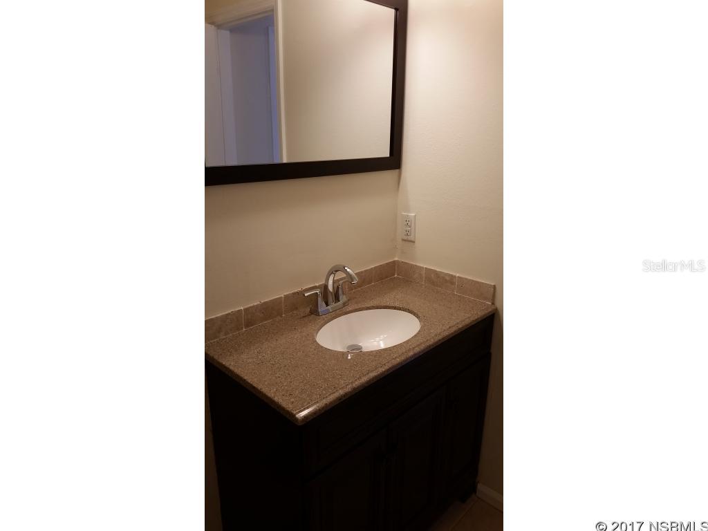 Colonial Twnhse Apts Ph I - Residential