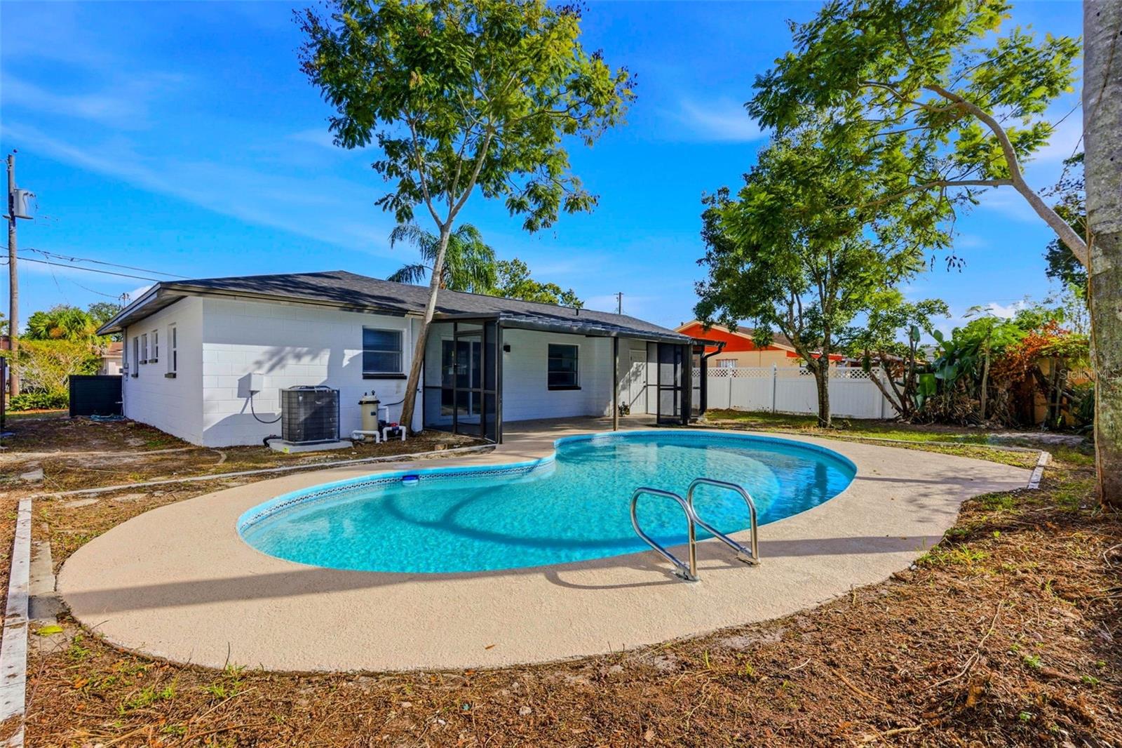 COLLEGE VILLAGE SUB - Residential