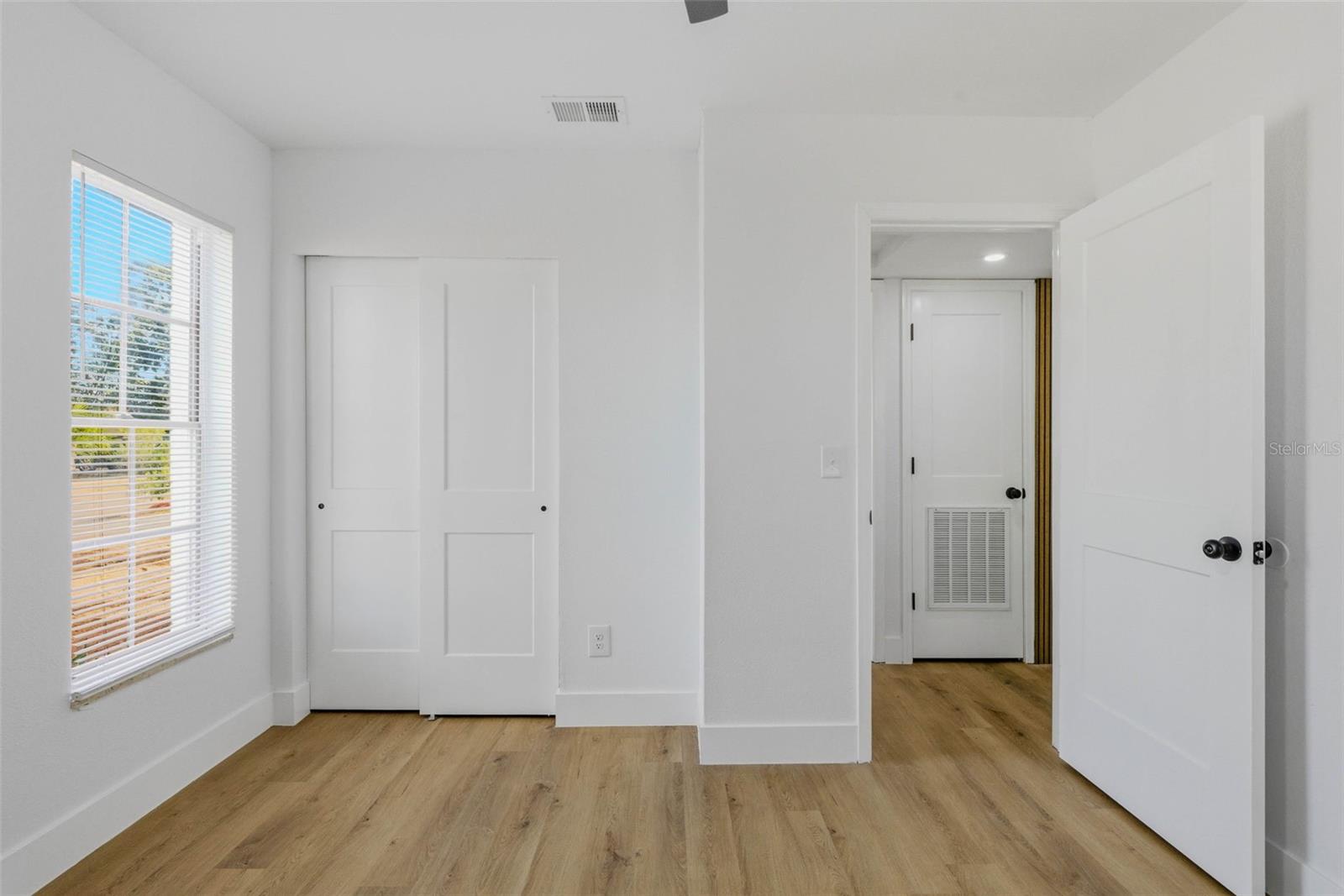 COLLEGE VILLAGE SUB - Residential