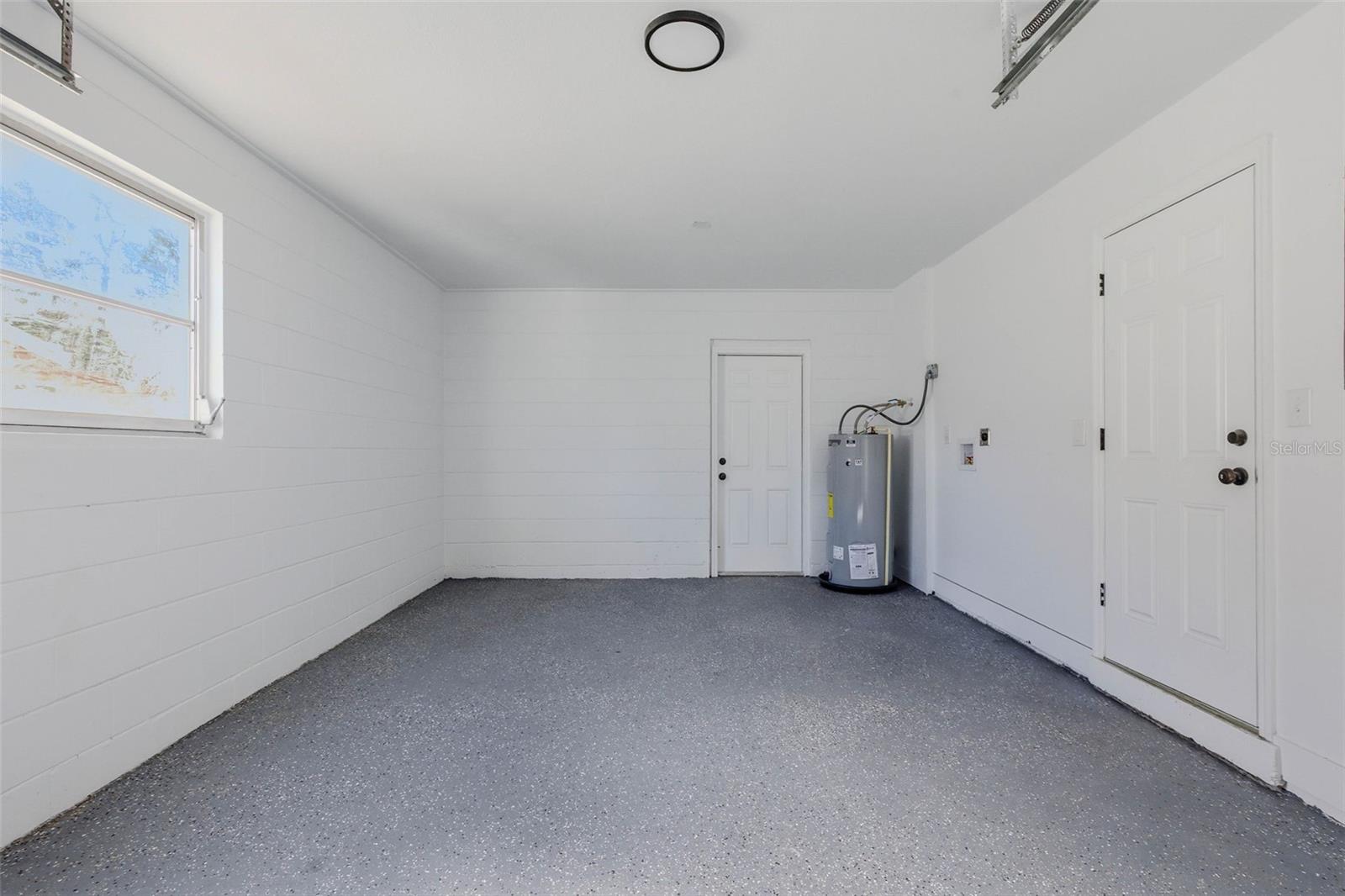 COLLEGE VILLAGE SUB - Residential