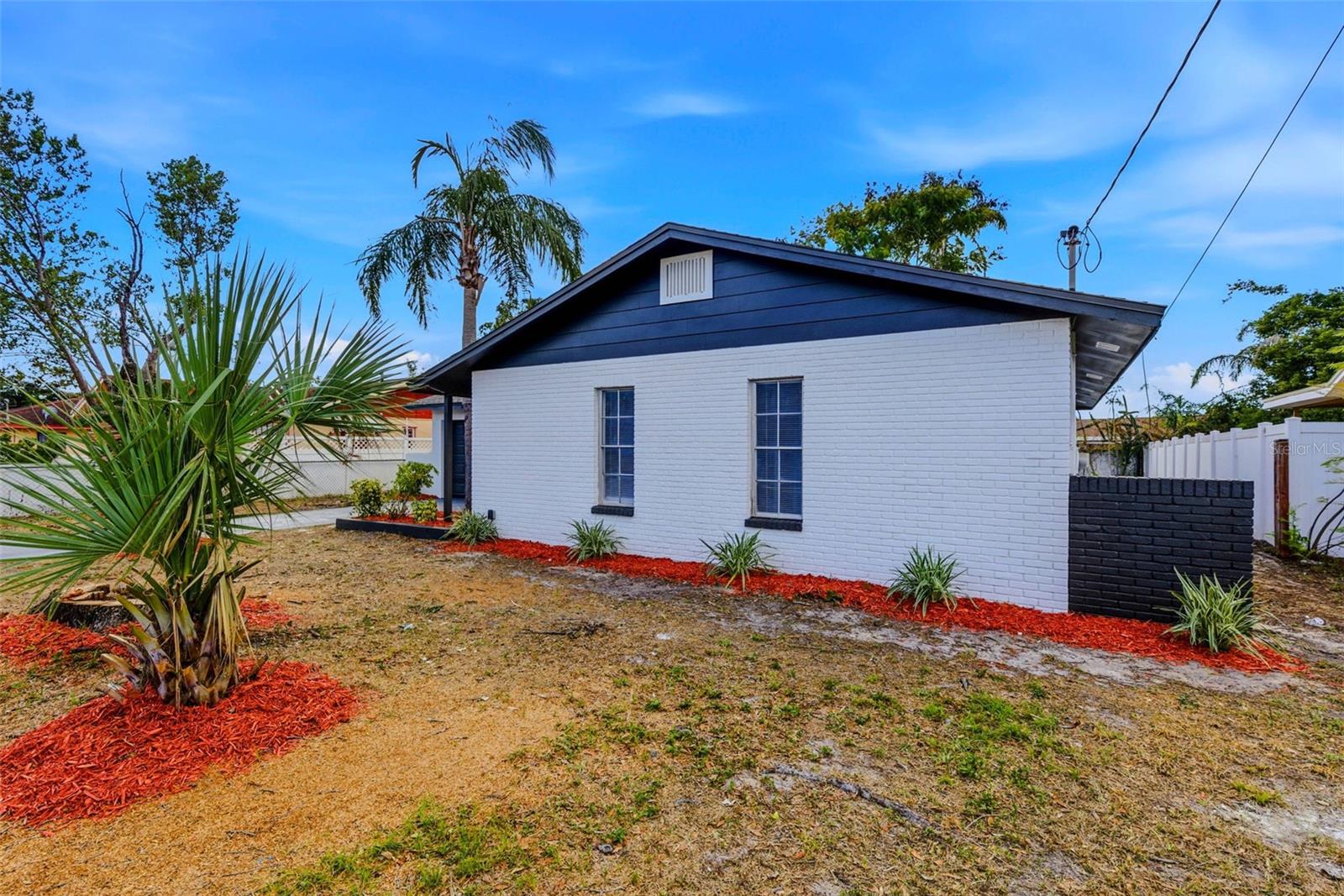 COLLEGE VILLAGE SUB - Residential