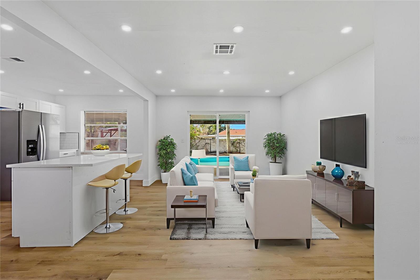 COLLEGE VILLAGE SUB - Residential