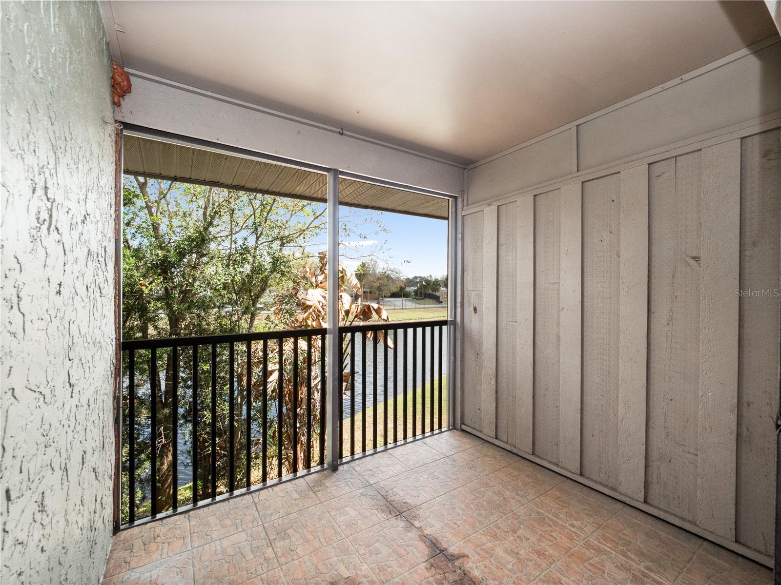 WINDHOVER CONDO - Residential