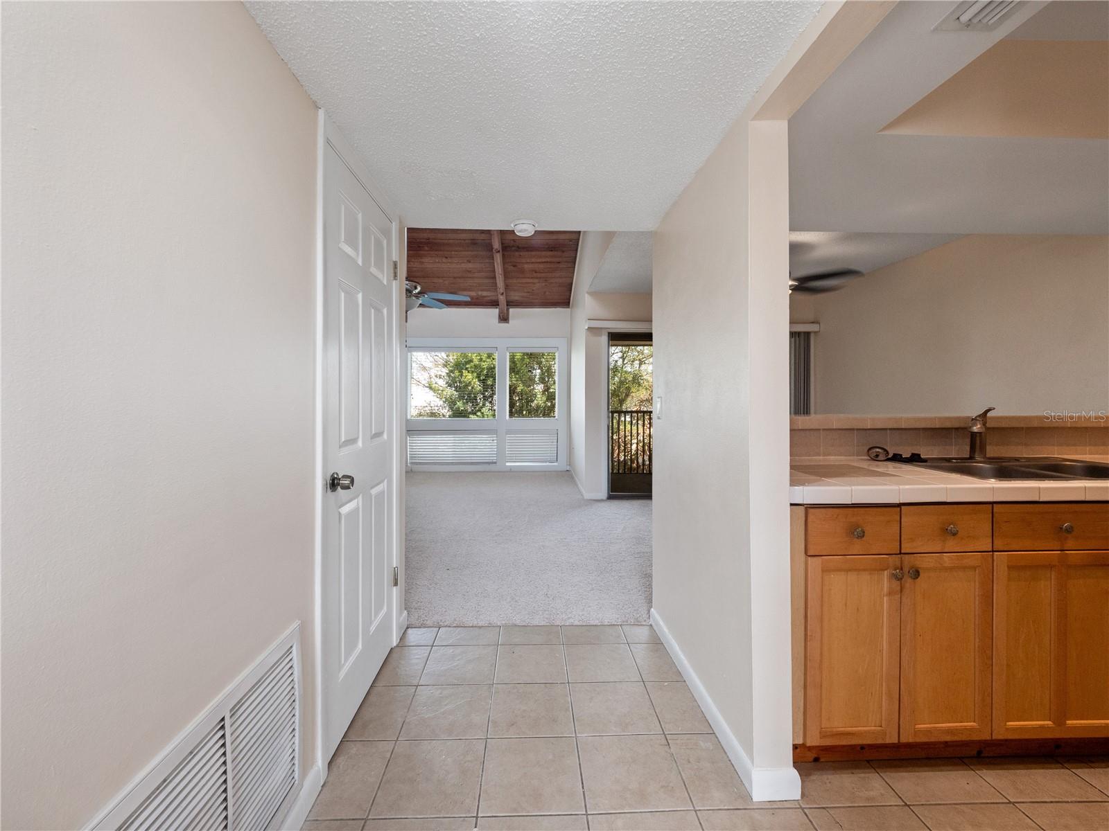 WINDHOVER CONDO - Residential