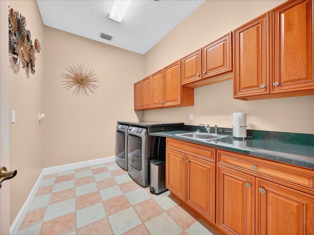 ORANGE BLOSSOM ESTATE - Residential