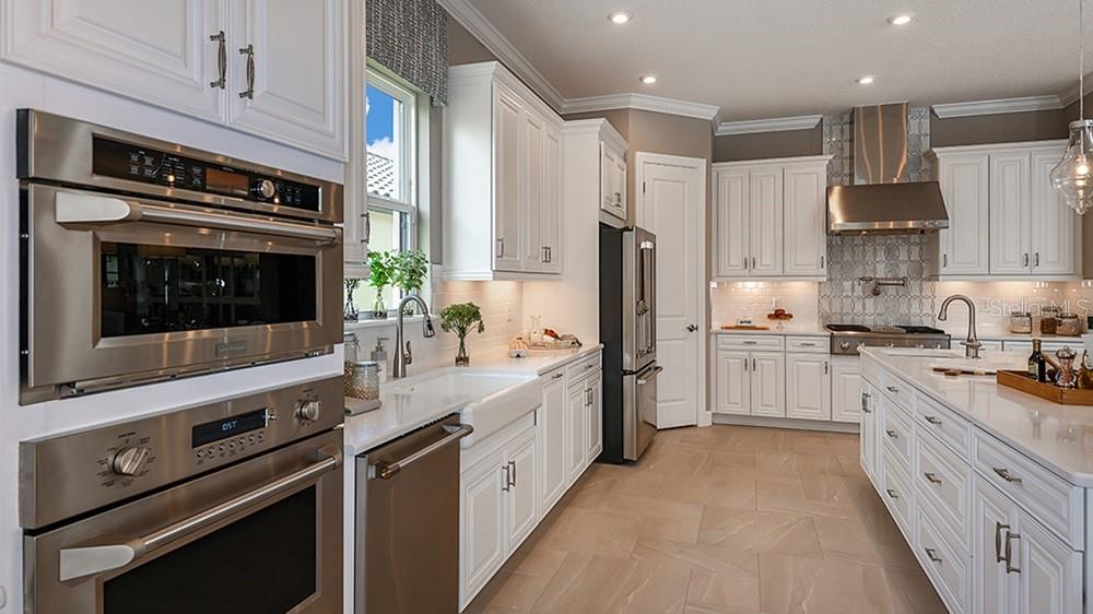 ESPLANADE AT WIREGRASS RANCH - Residential