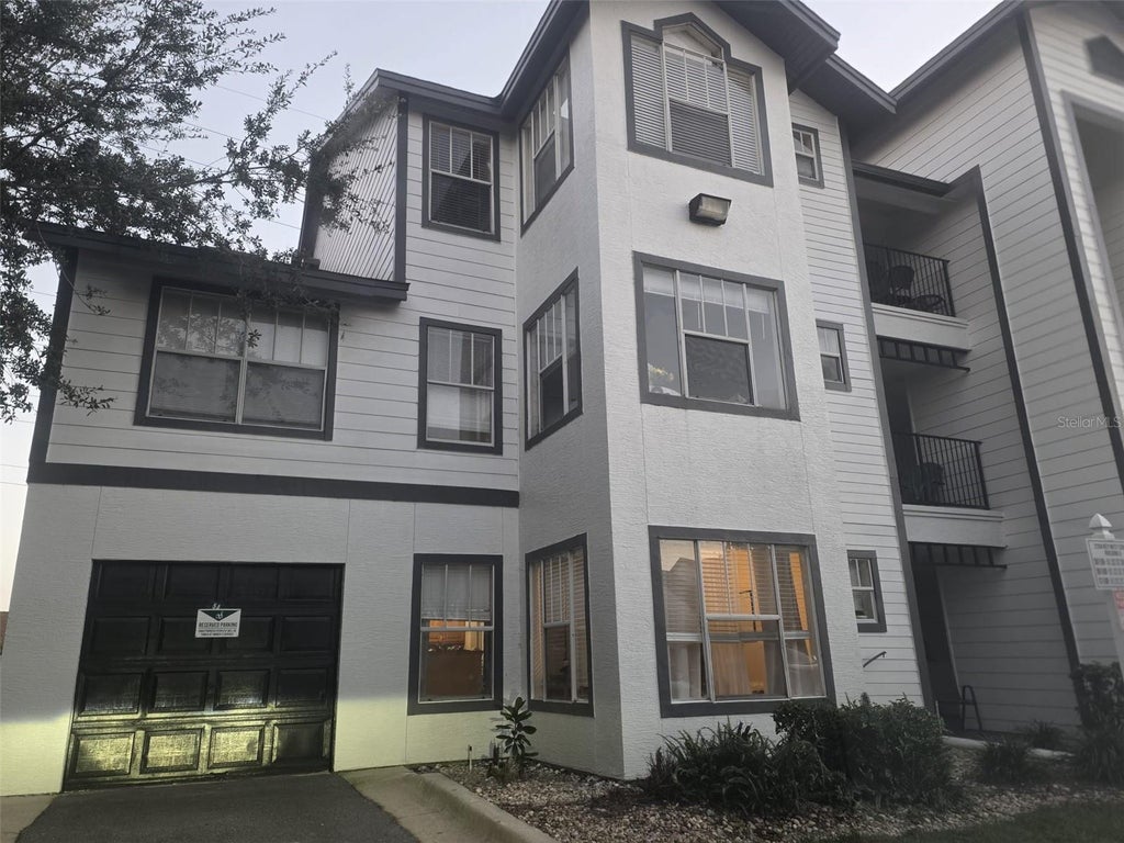 Photo of 2204 Key West Court #511, Kissimmee, FL 34741 (MLS # O6452365)