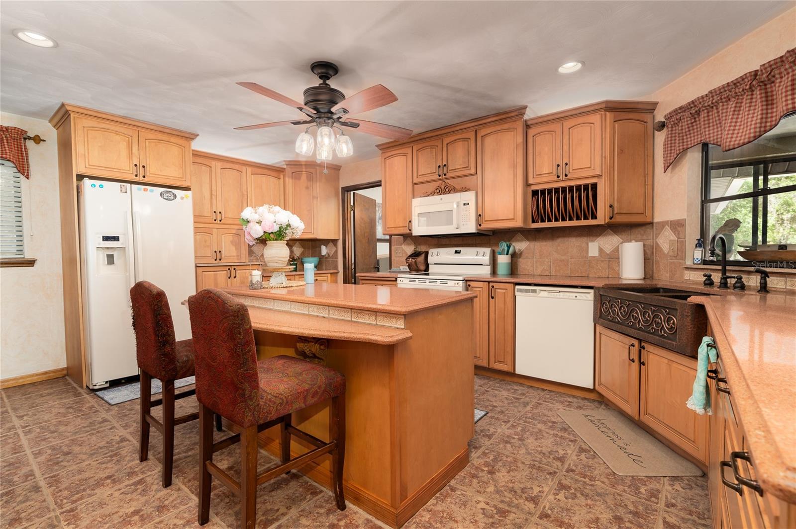 SPRUCE CREEK WOODS - Residential