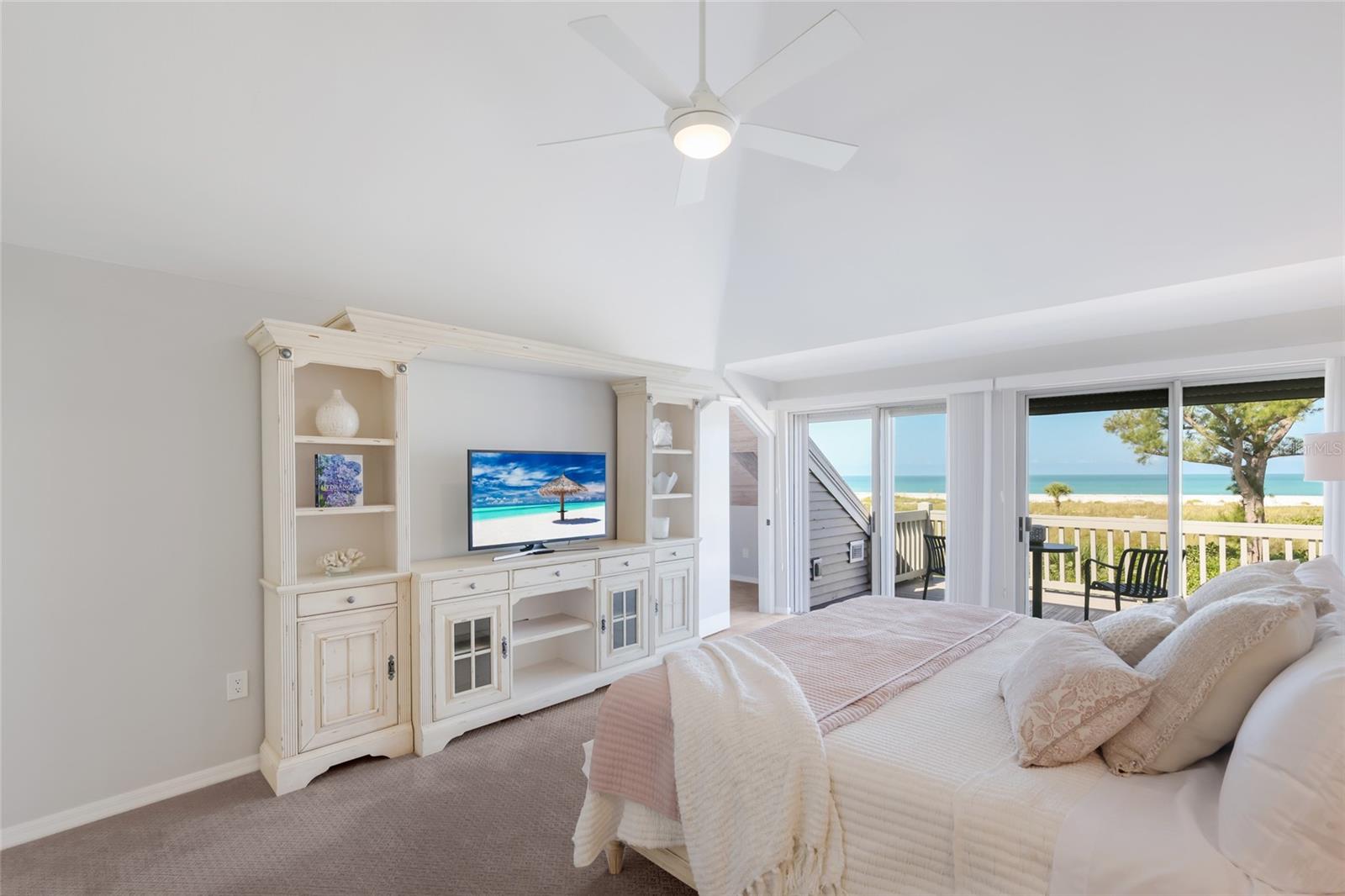 17 SEAWATCH DRIVE
