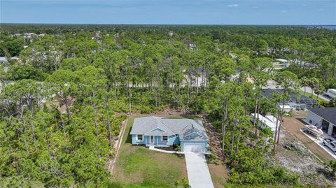 A home in PORT CHARLOTTE