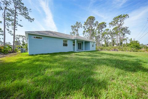 A home in PORT CHARLOTTE