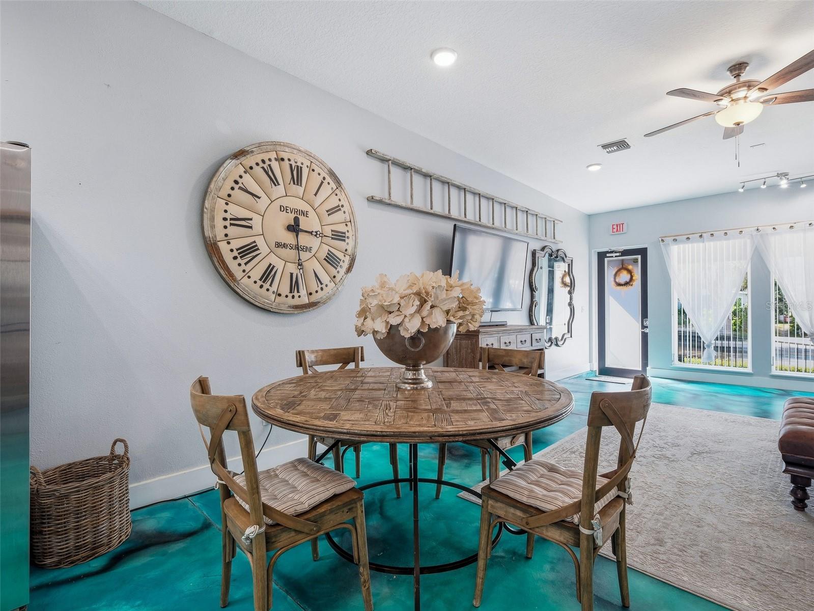 TABBY HOUSE SUB - Residential