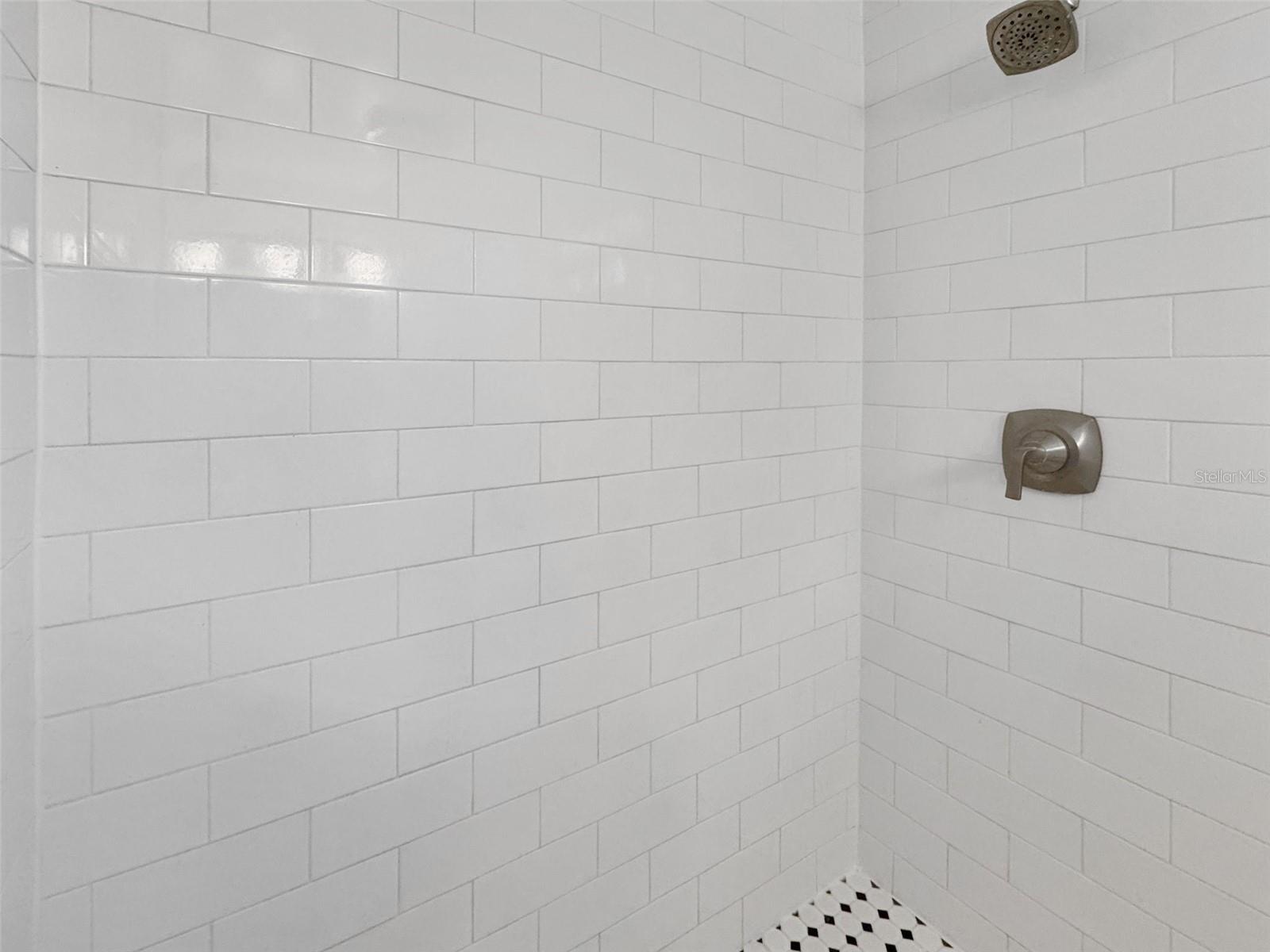 FAIRWAY ESTATES 4TH ADD - Residential