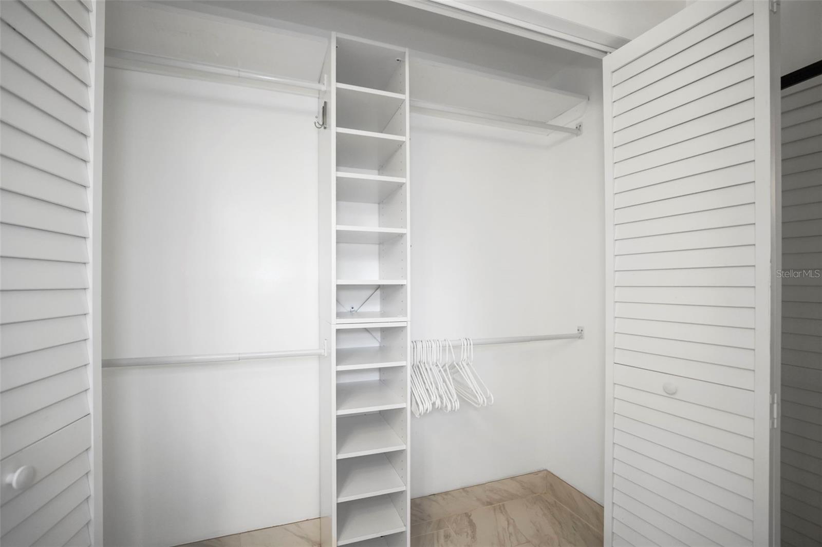 FAIRWAY ESTATES 4TH ADD - Residential