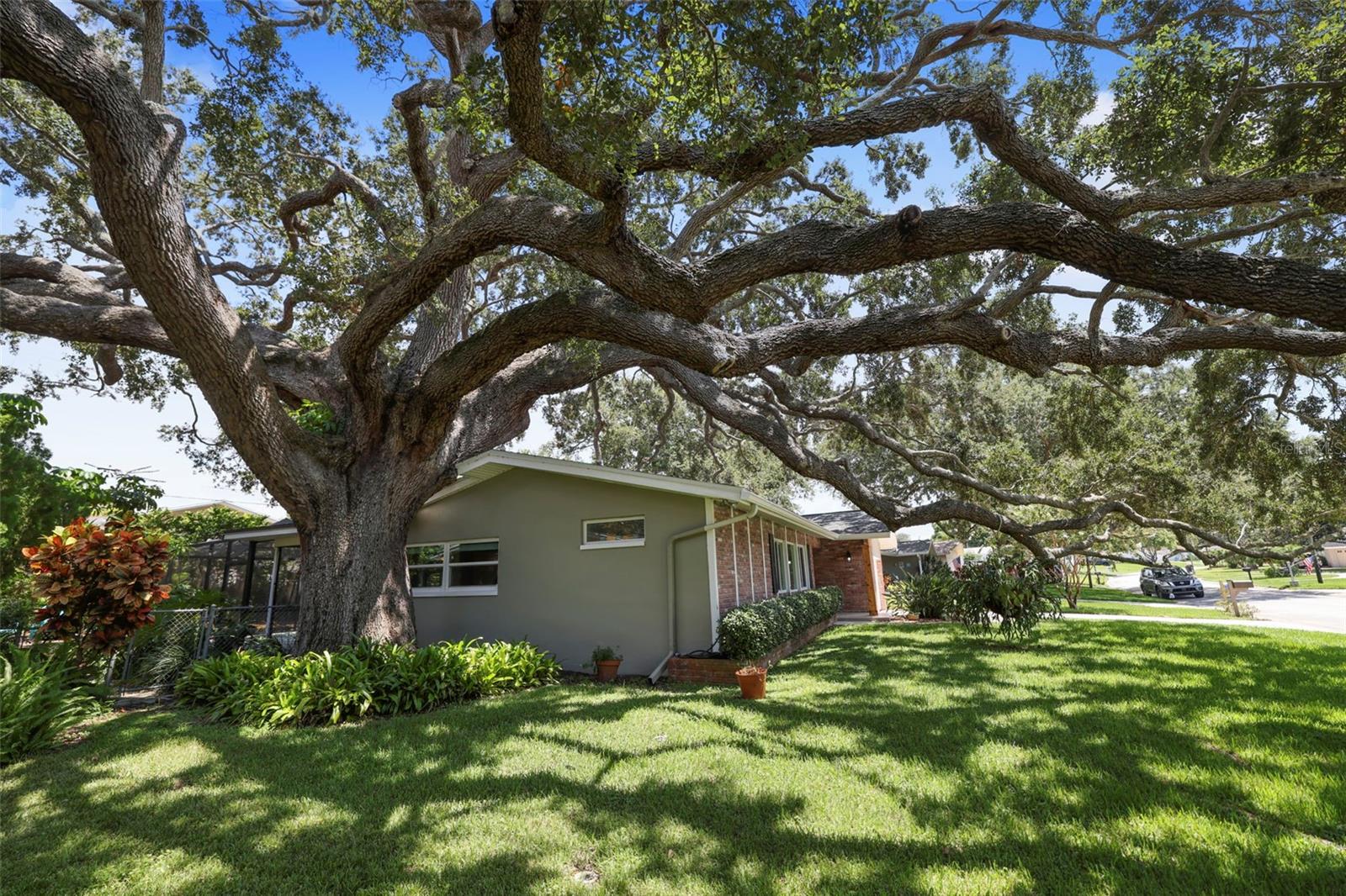 FAIRWAY ESTATES 4TH ADD - Residential