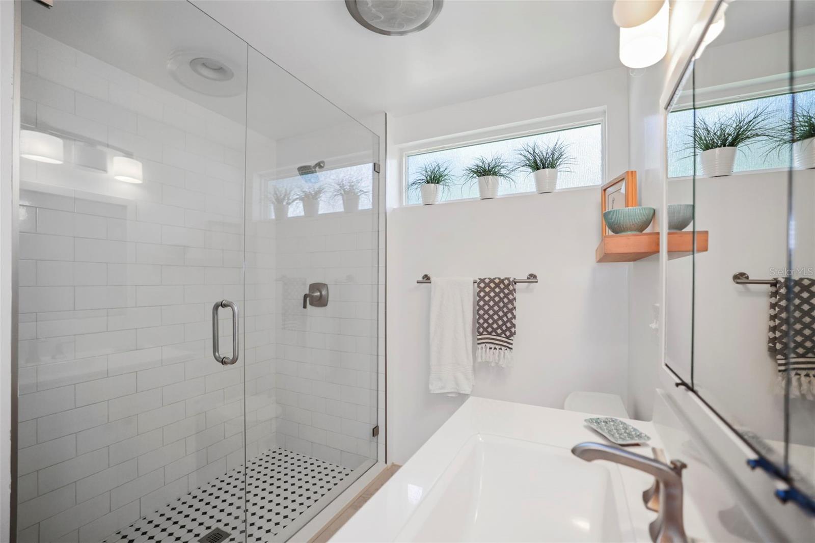 FAIRWAY ESTATES 4TH ADD - Residential