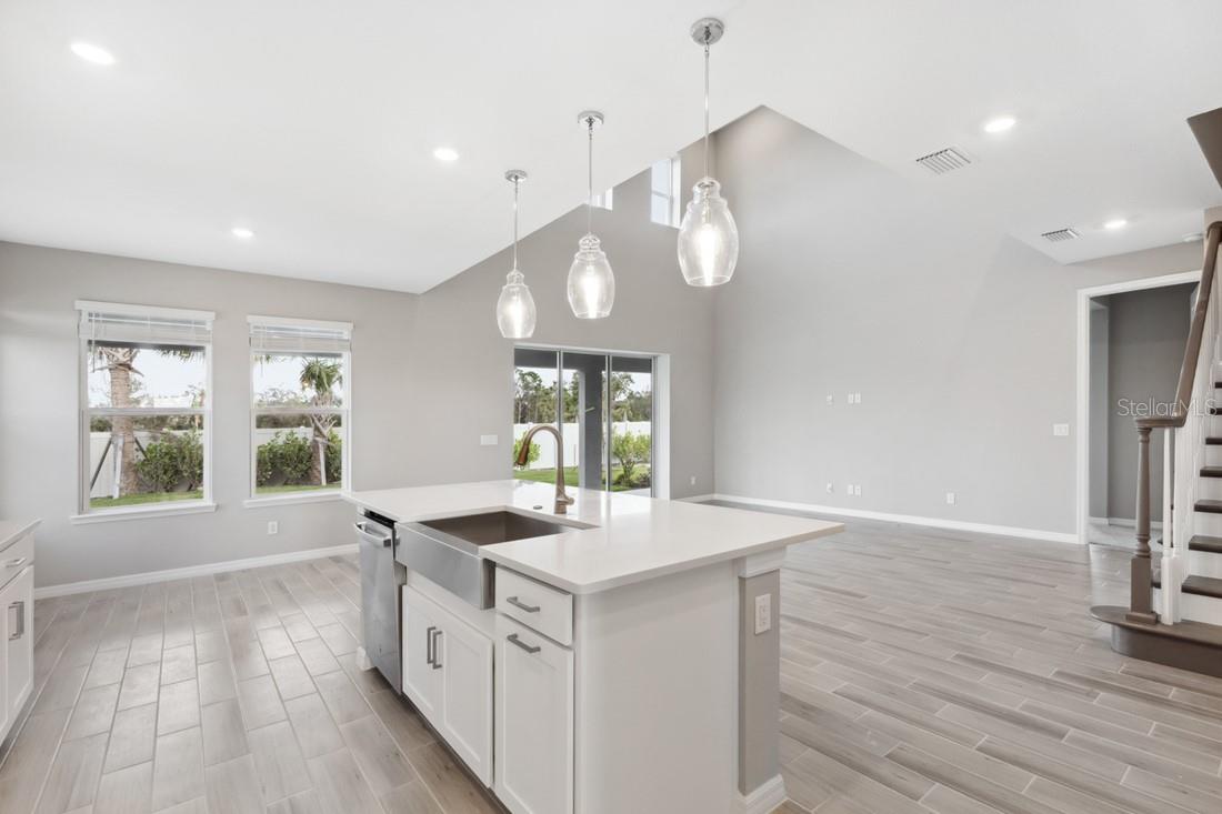 7016 FOXBORO WAY