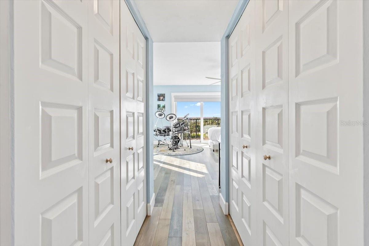 DIAMOND HEAD POINT CONDO - Residential