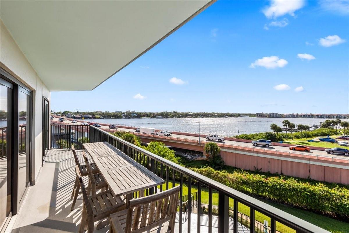 DIAMOND HEAD POINT CONDO - Residential