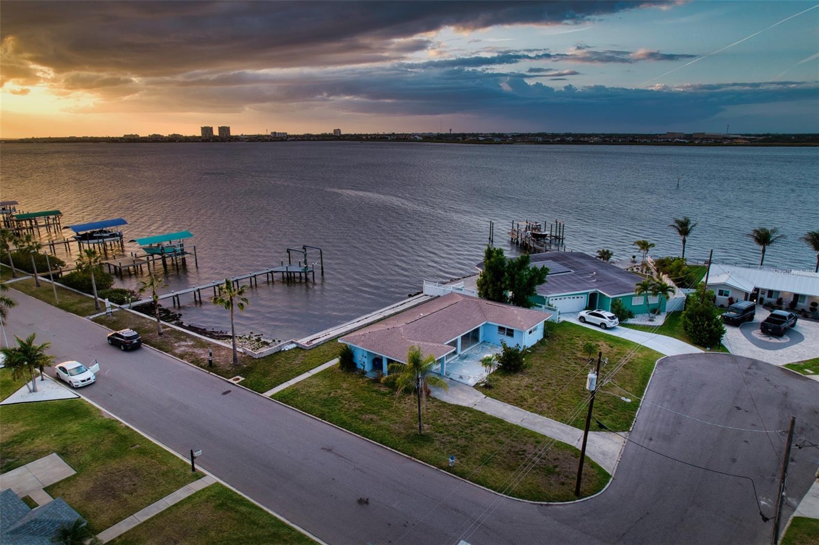 HARBOR HAVEN - Residential