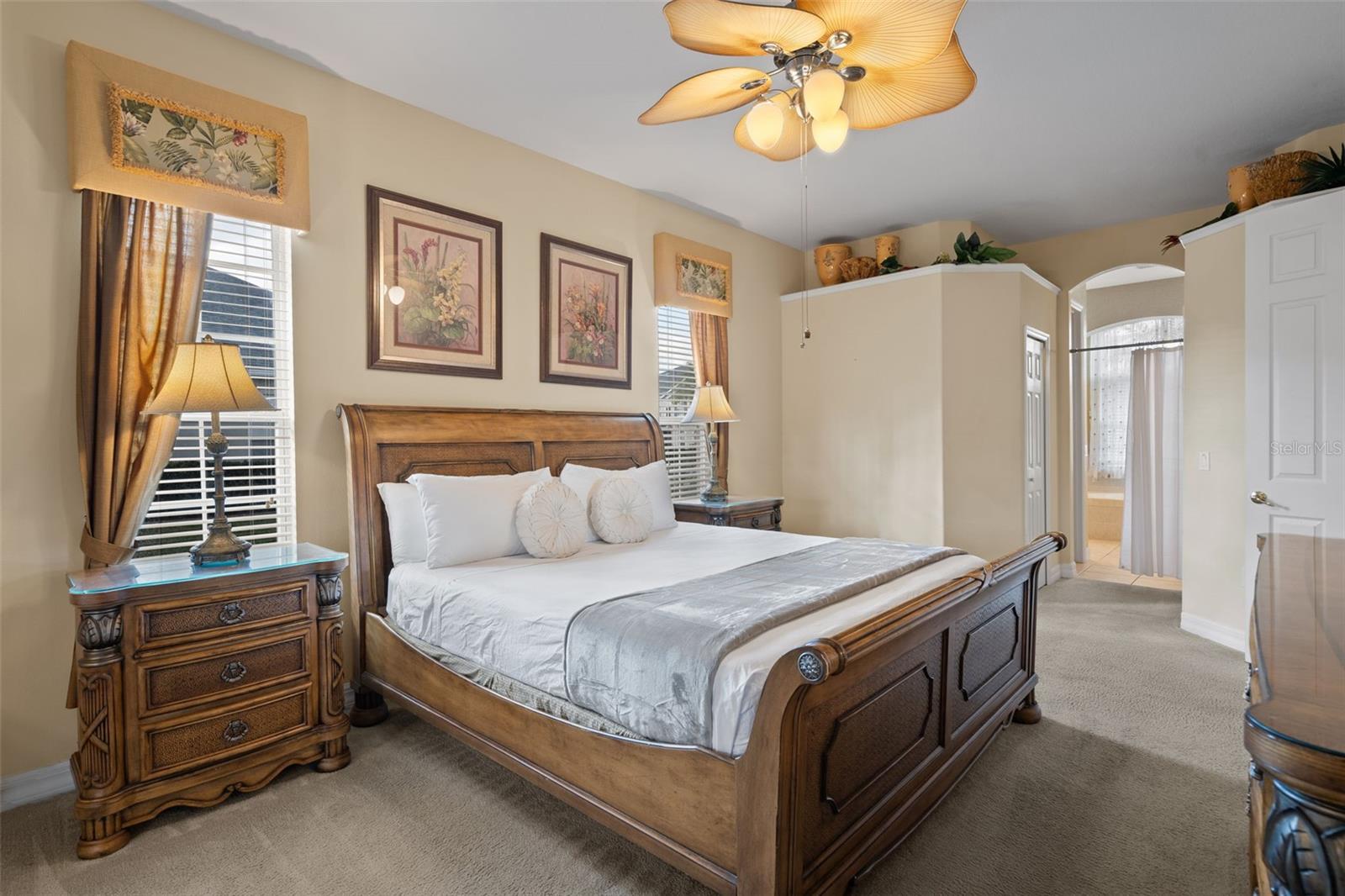 FORMOSA GARDENS UNIT 2 - Residential Lease