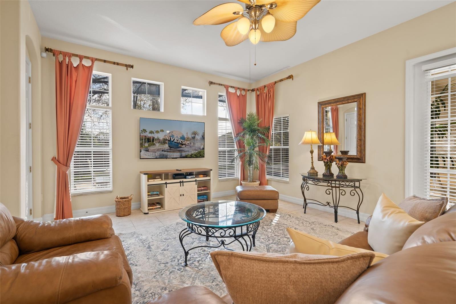 FORMOSA GARDENS UNIT 2 - Residential Lease